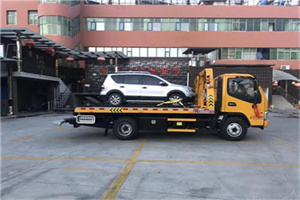 信阳附近汽车拖车电话